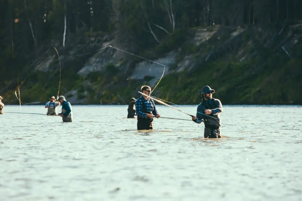 Die Angler, die hier im Wasser stehen, sind Freizeitangler. Aber ist Angeln auch olympisch?